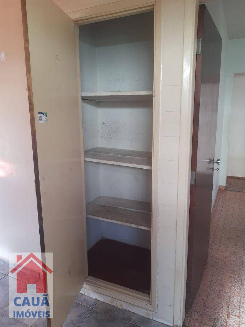 Casa à venda com 4 quartos, 150m² - Foto 14