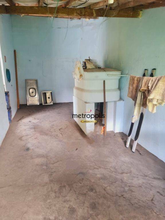 Casa à venda com 3 quartos, 215m² - Foto 17