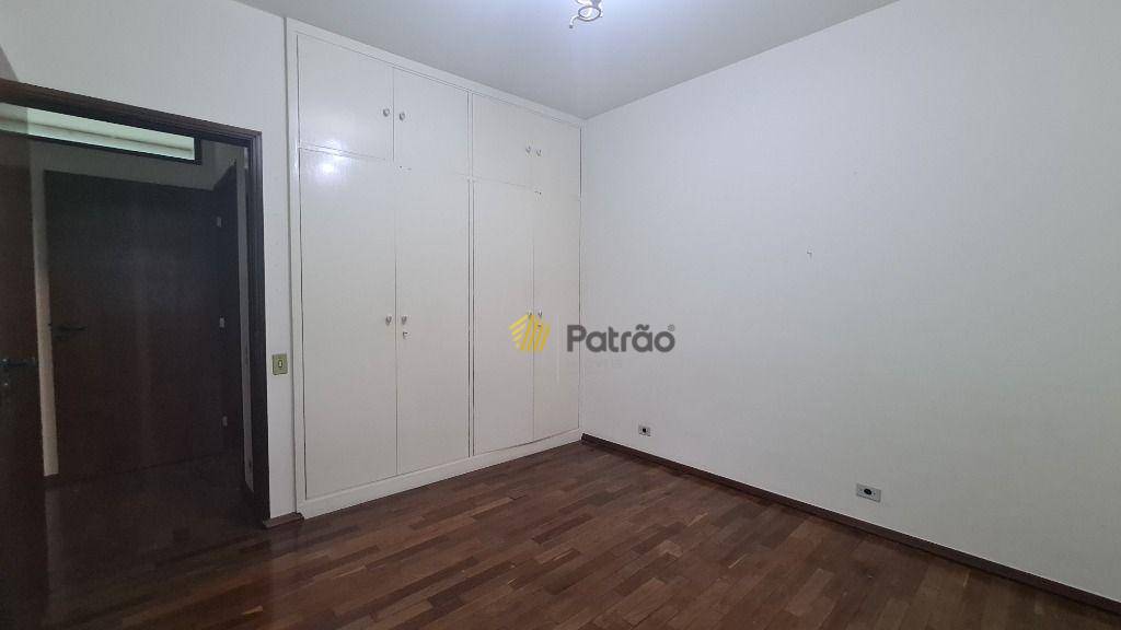 Sobrado à venda com 4 quartos, 332m² - Foto 26