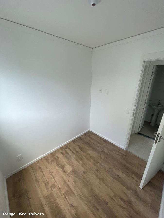 Apartamento à venda com 2 quartos, 37m² - Foto 26