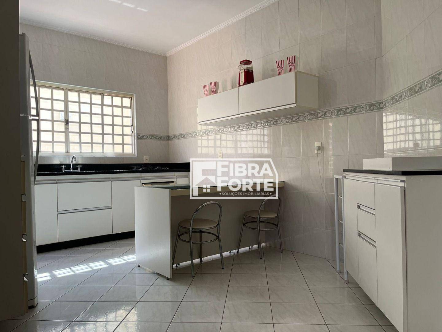 Casa à venda com 3 quartos, 191m² - Foto 14