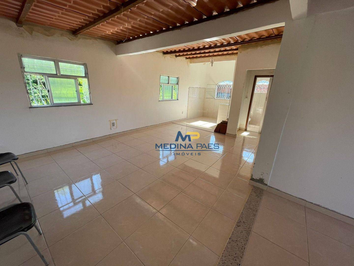 Casa à venda com 3 quartos, 200m² - Foto 26