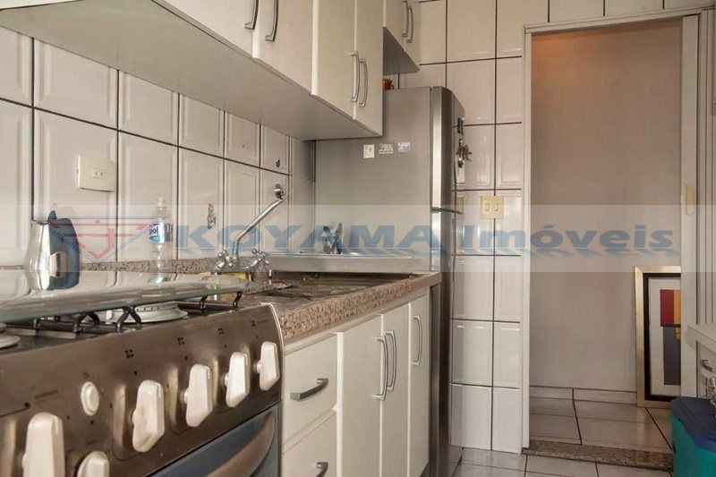 Apartamento à venda com 1 quarto, 38m² - Foto 11