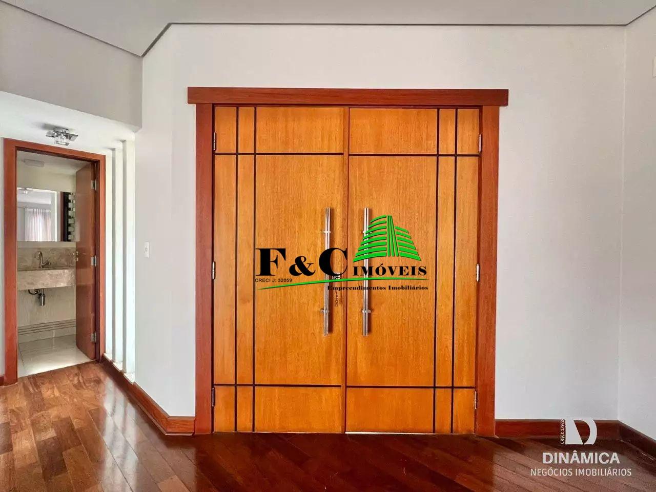 Casa de Condomínio à venda com 5 quartos, 550m² - Foto 6