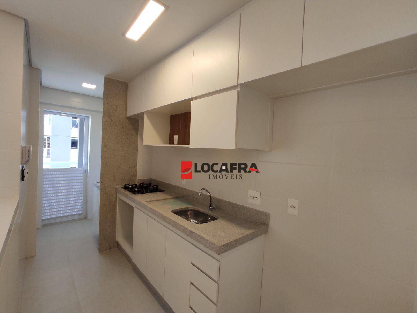 Apartamento à venda e aluguel com 2 quartos, 78m² - Foto 3