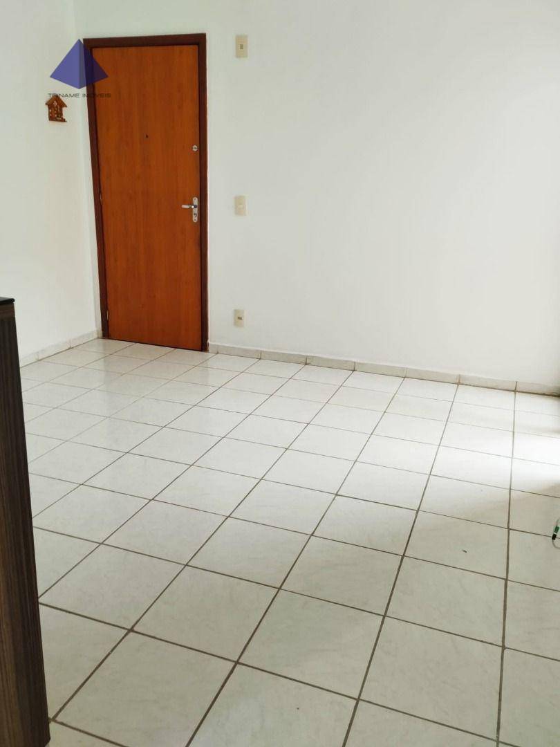 Apartamento à venda com 2 quartos, 47m² - Foto 3