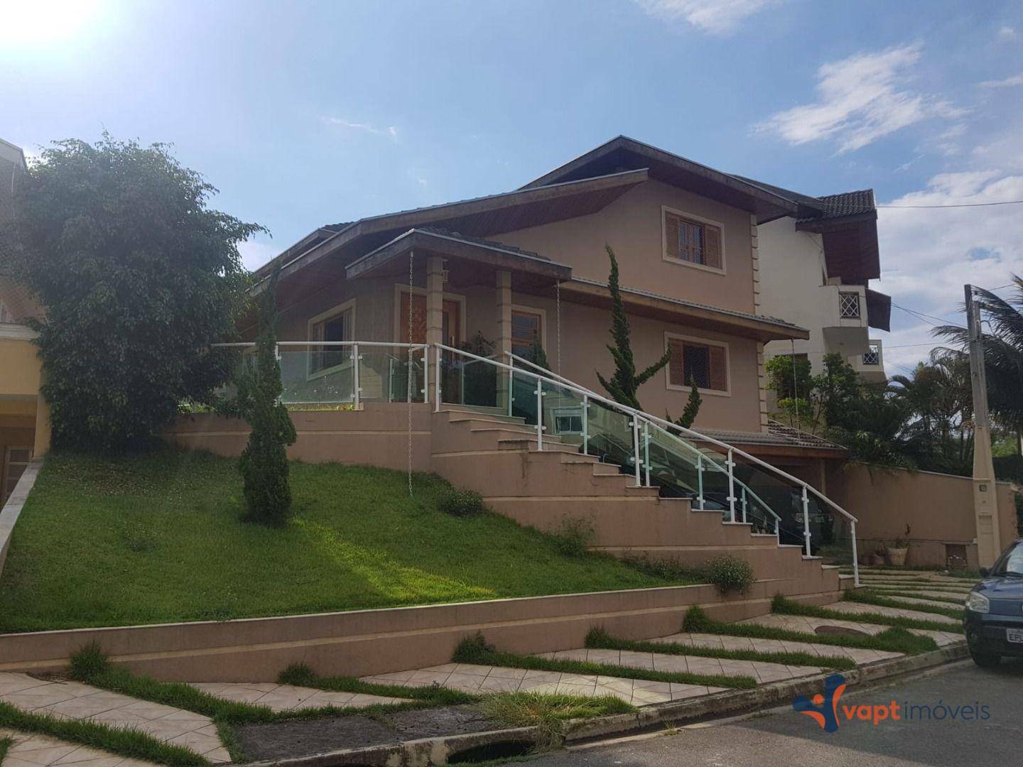 Sobrado à venda com 4 quartos, 260m² - Foto 1