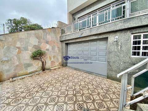 Sobrado à venda com 3 quartos, 271m² - Foto 1