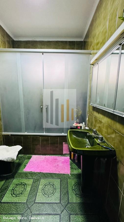 Casa à venda com 2 quartos, 260m² - Foto 18