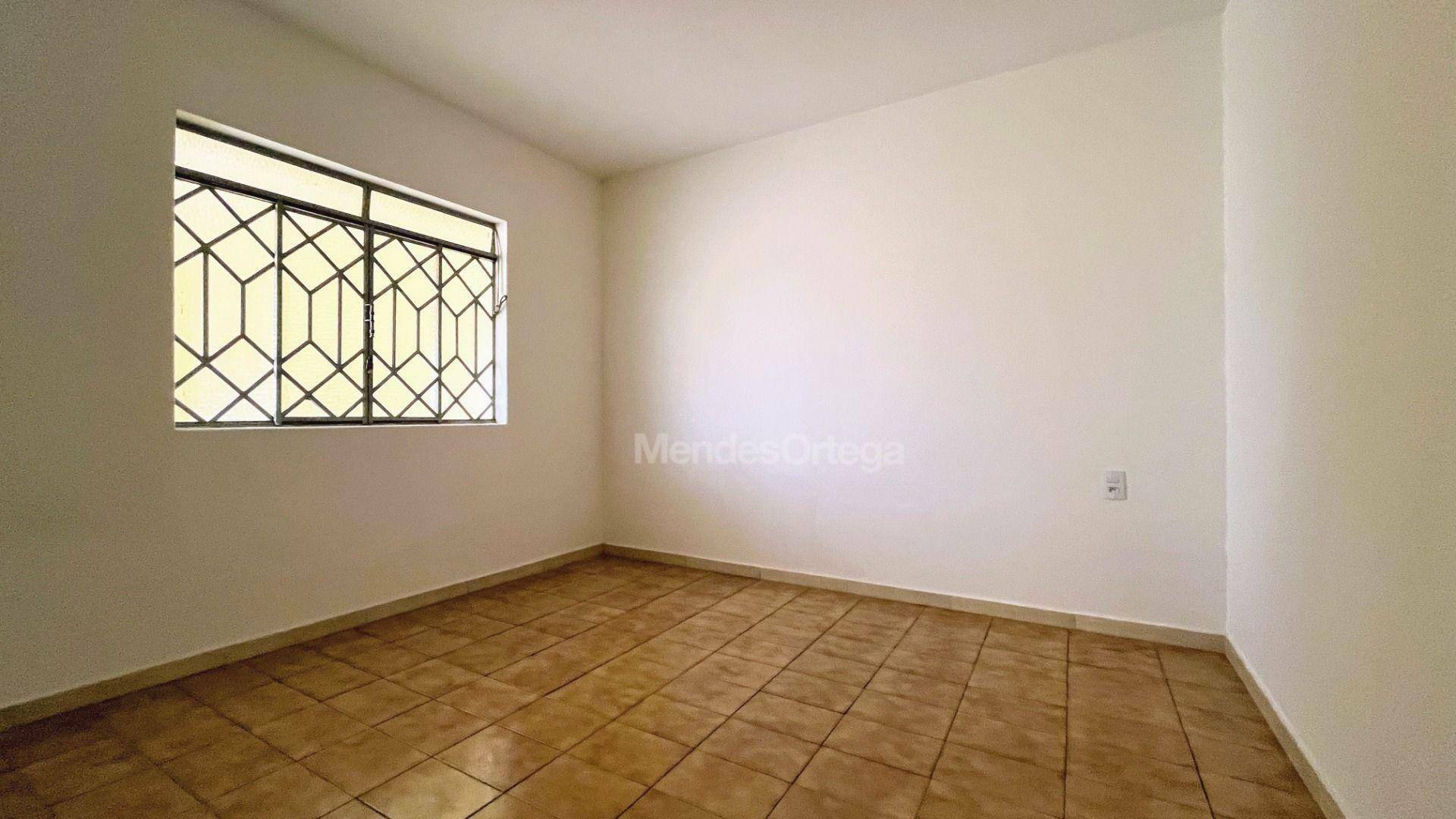 Casa para alugar com 1 quarto, 76m² - Foto 9