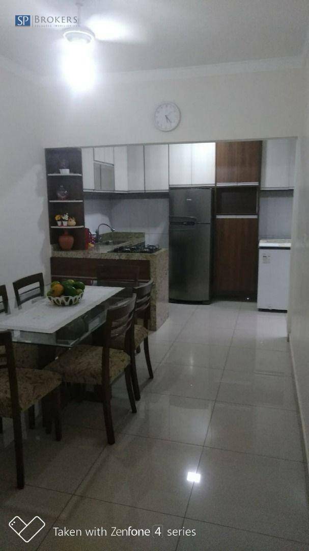 Casa à venda com 2 quartos, 70m² - Foto 14