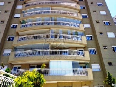 Apartamento à venda com 3 quartos, 133m² - Foto 1