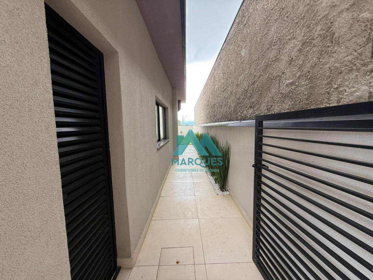 Sobrado à venda com 3 quartos, 242m² - Foto 27