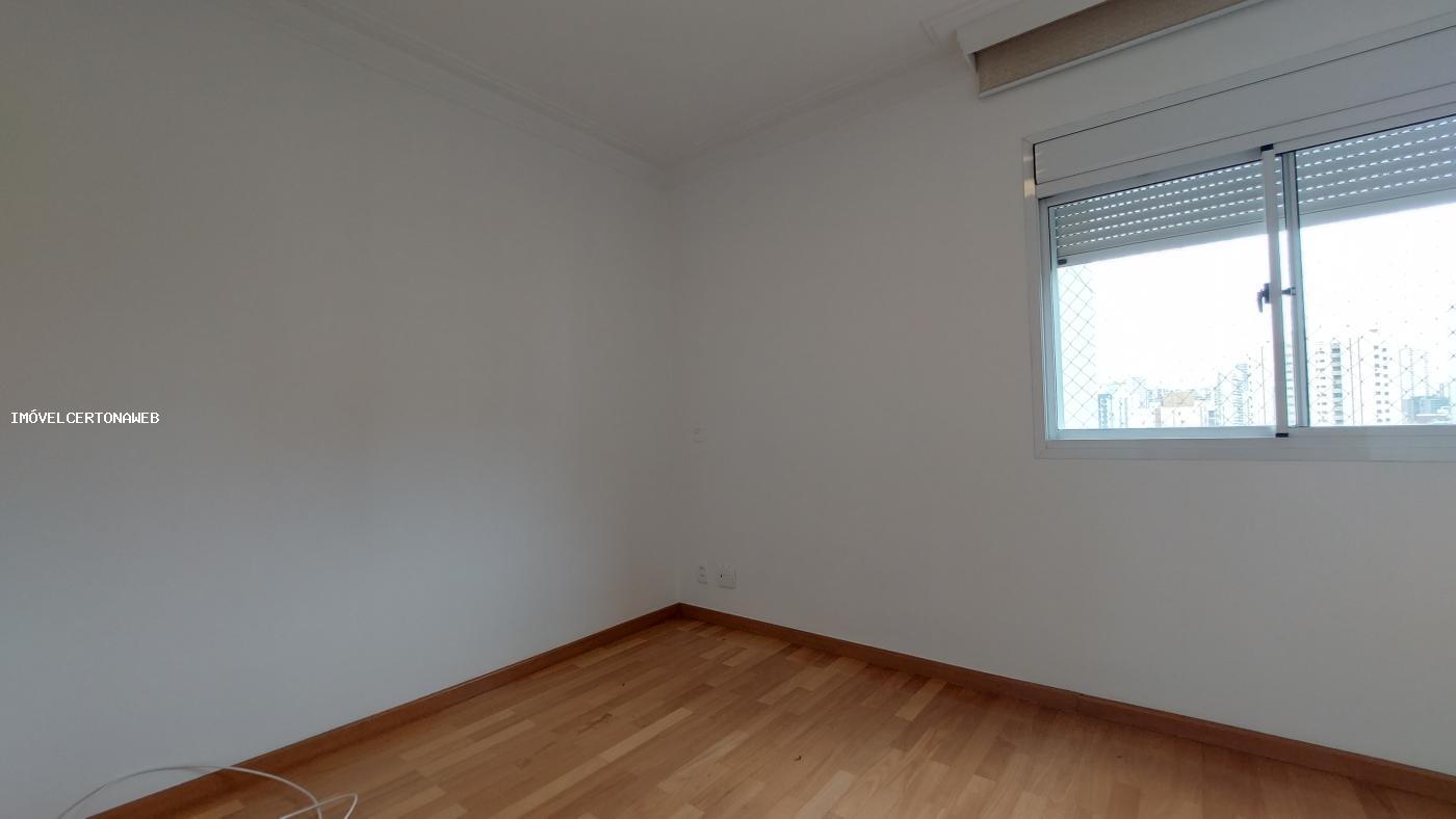 Apartamento à venda com 4 quartos, 238m² - Foto 20