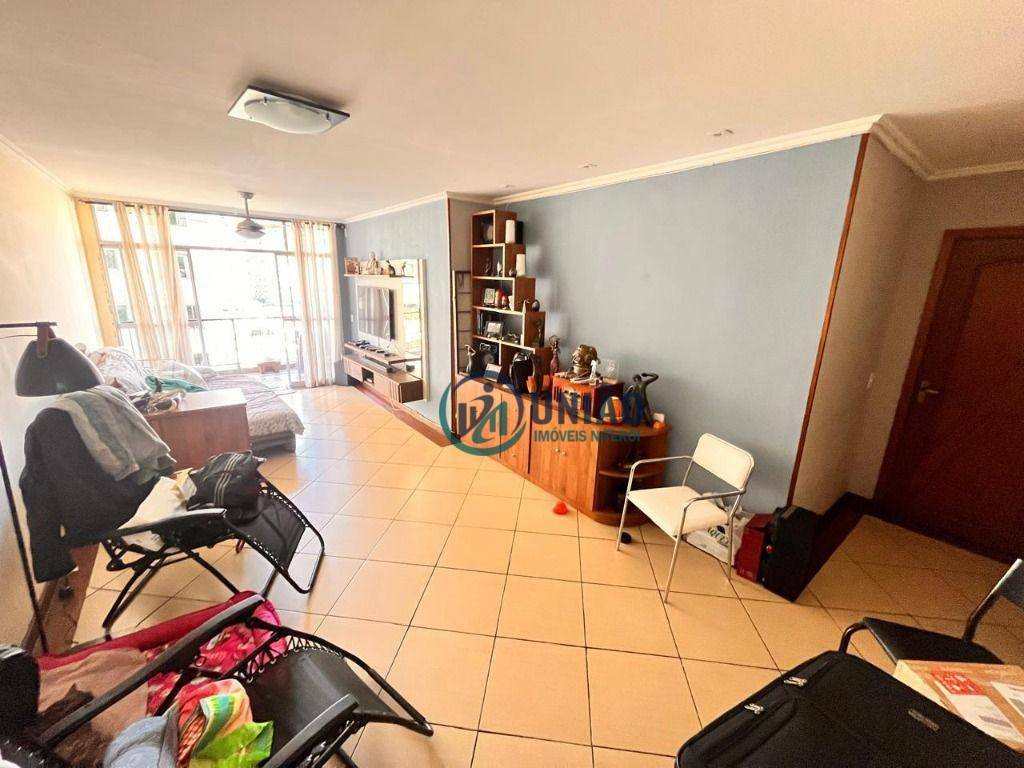 Apartamento à venda com 3 quartos, 115m² - Foto 1