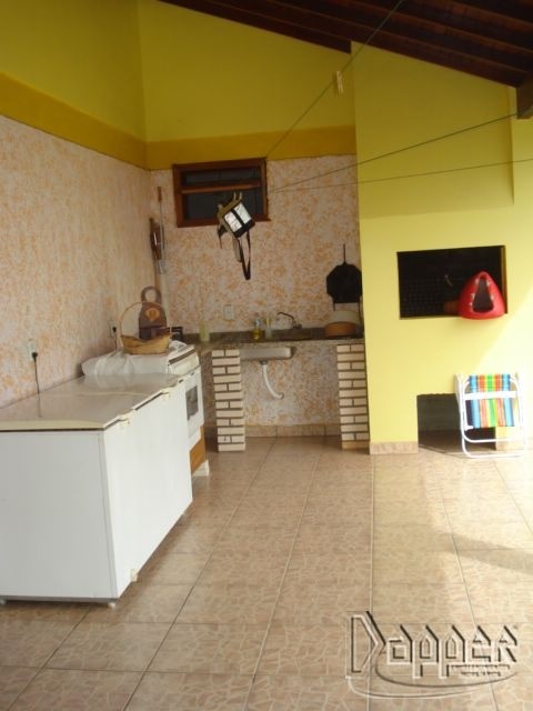 Casa à venda com 3 quartos, 187 - Foto 9