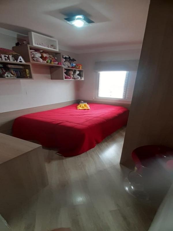 Casa à venda com 3 quartos, 340m² - Foto 15