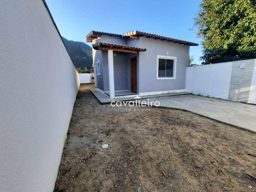 Casa à venda com 2 quartos, 65m² - Foto 2