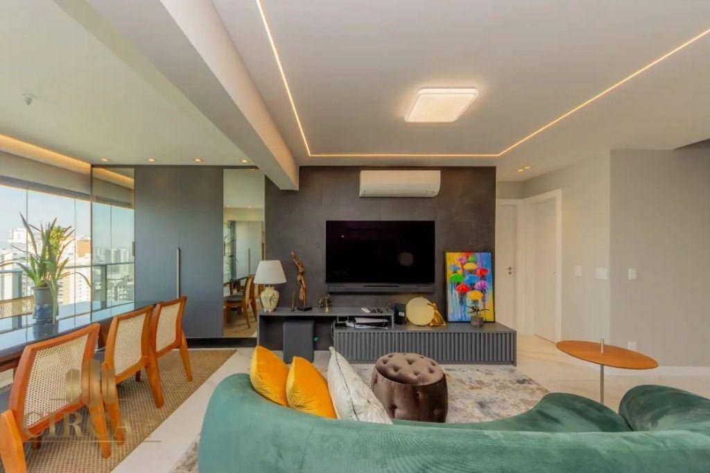 Cobertura à venda com 2 quartos, 185m² - Foto 4