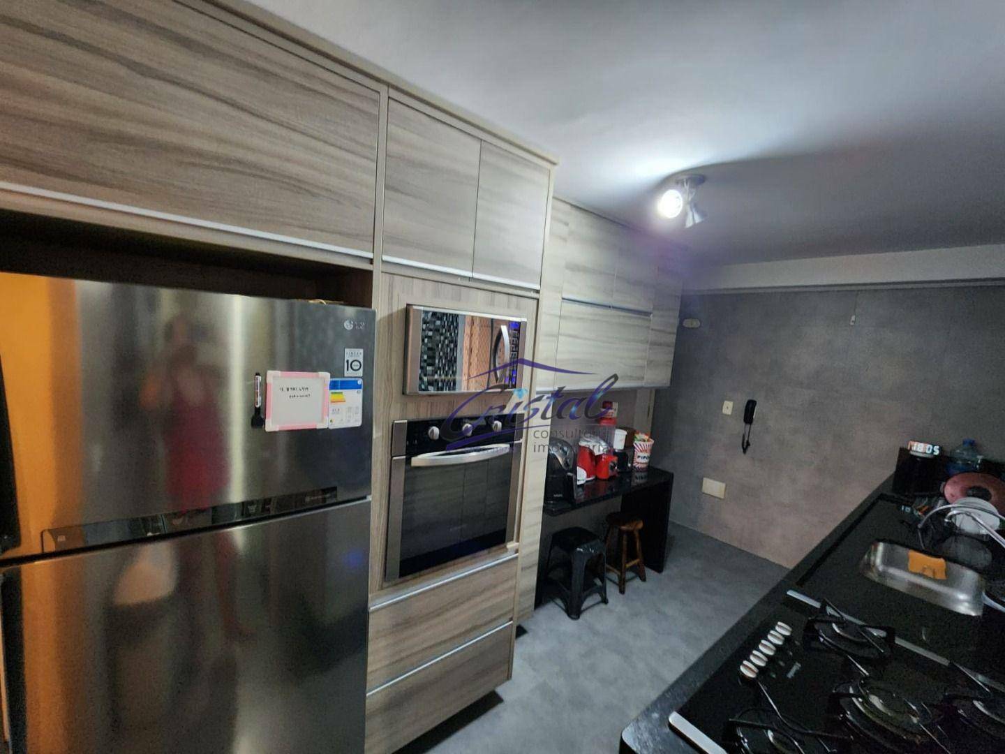 Apartamento à venda com 3 quartos, 134m² - Foto 17