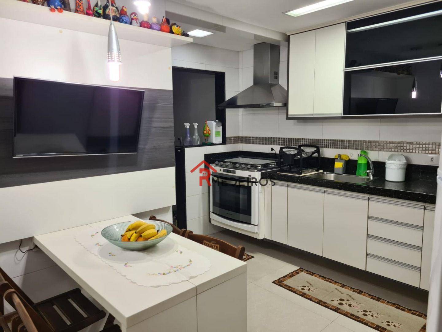 Apartamento à venda com 3 quartos, 145m² - Foto 9