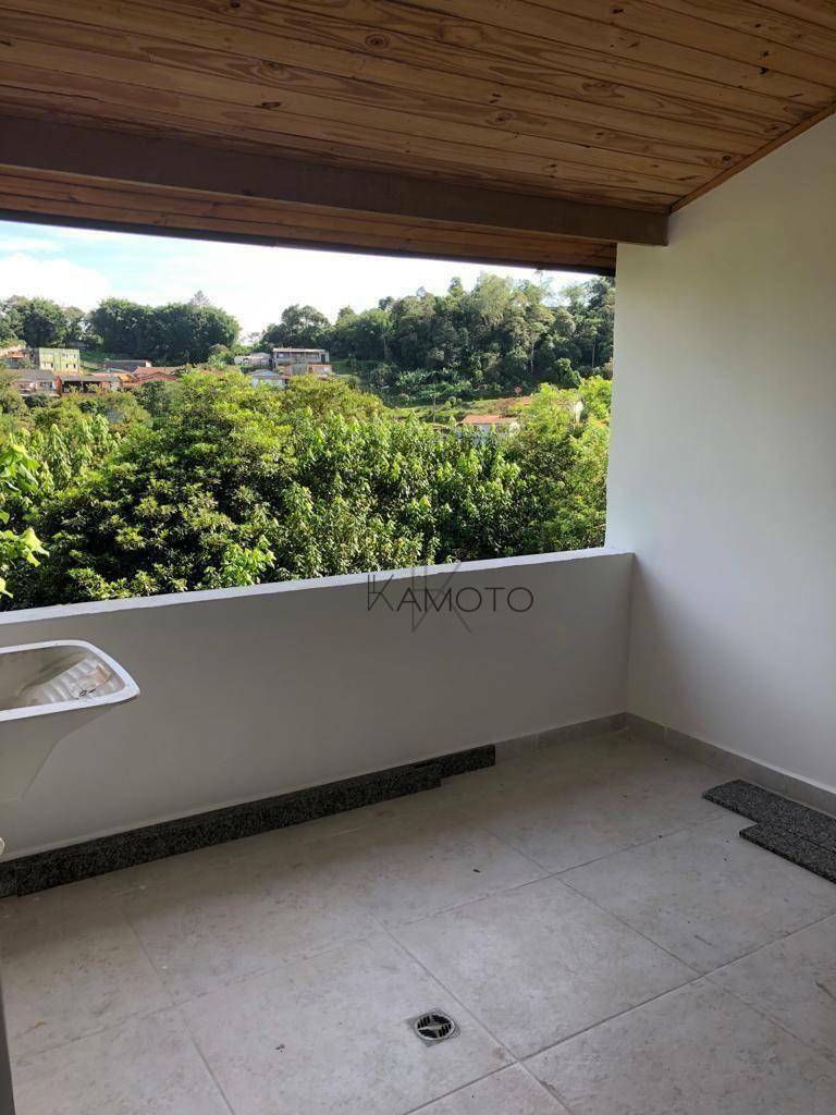 Sobrado à venda com 3 quartos, 184m² - Foto 1