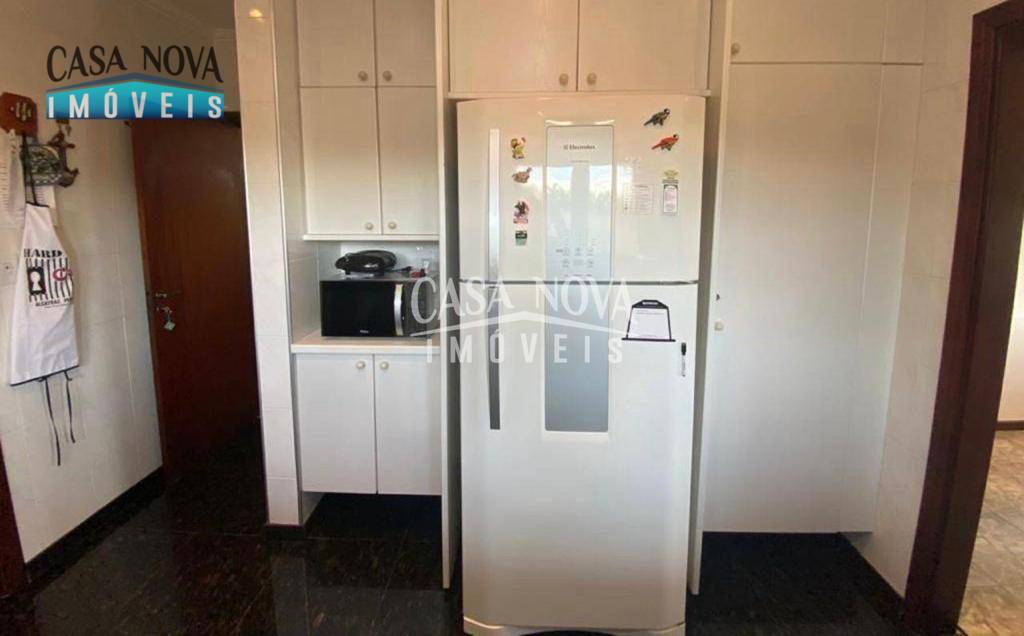 Casa de Condomínio à venda com 4 quartos, 500m² - Foto 27