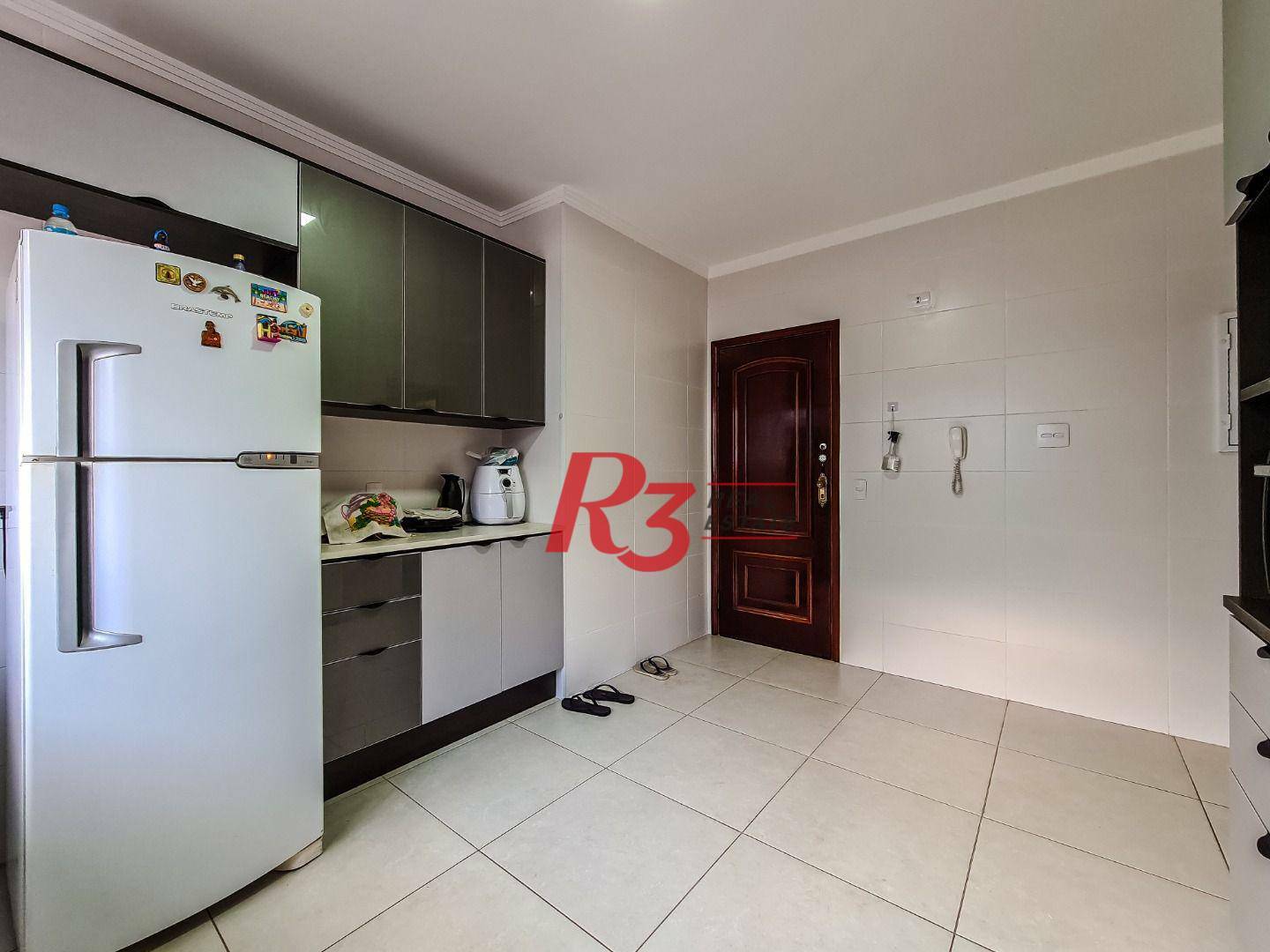 Apartamento à venda com 3 quartos, 130m² - Foto 12