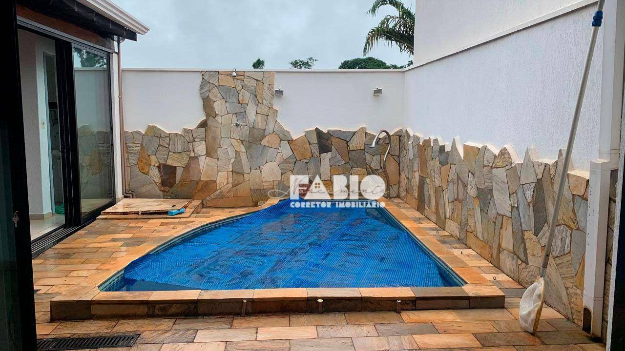 Casa de Condomínio à venda com 3 quartos, 150m² - Foto 1