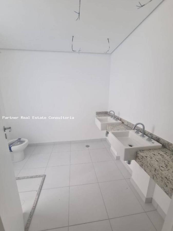 Apartamento à venda com 3 quartos, 173m² - Foto 14