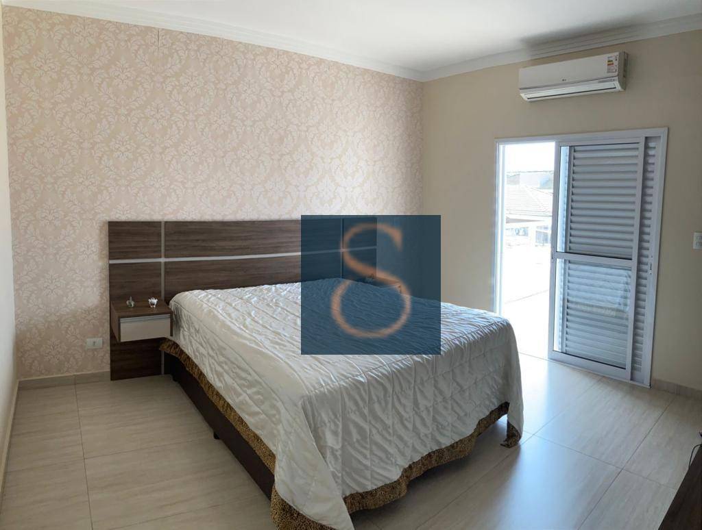 Sobrado à venda com 4 quartos, 200m² - Foto 2