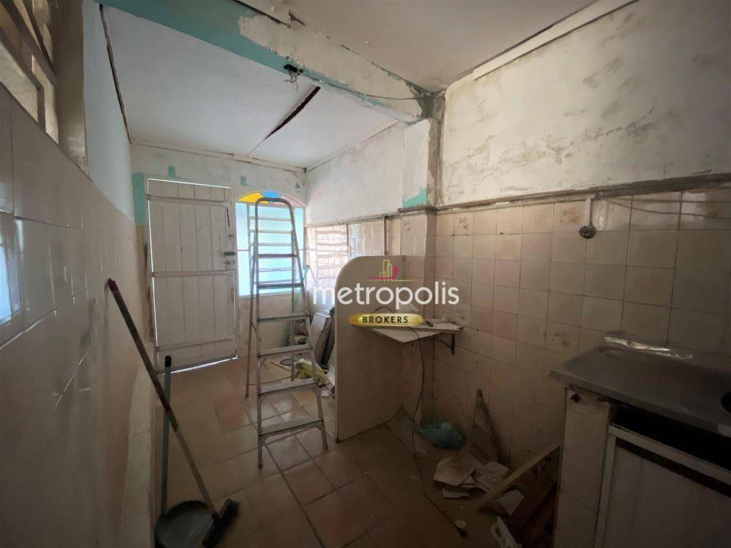 Casa à venda com 2 quartos, 180m² - Foto 9