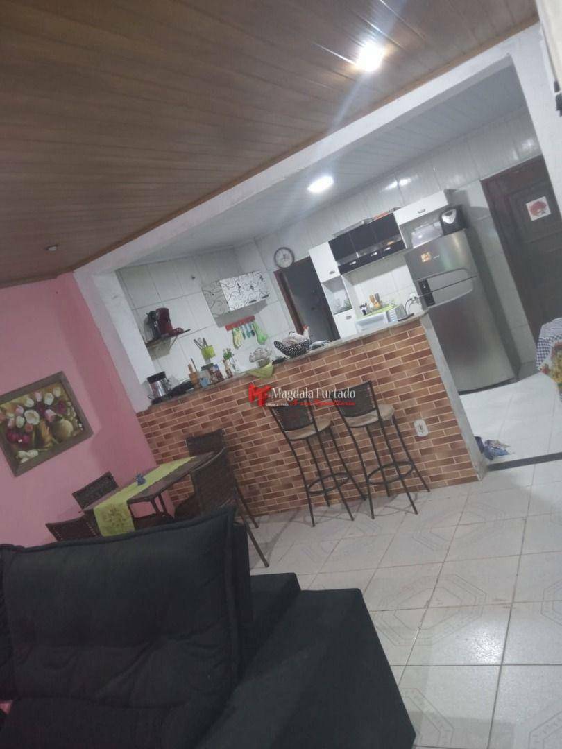 Casa à venda com 3 quartos, 200M2 - Foto 8