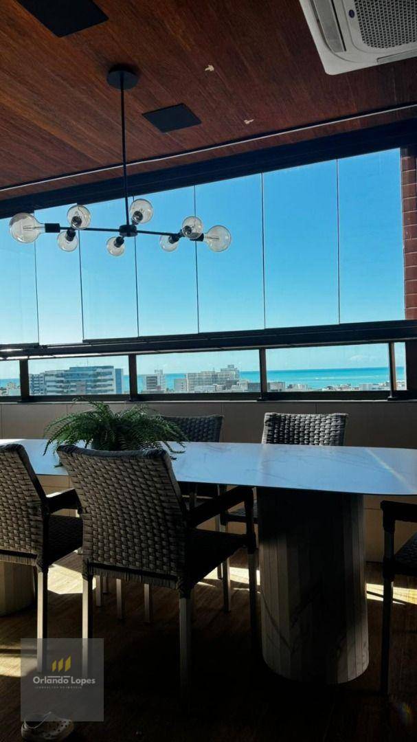 Cobertura, 3 quartos, 181 m² - Foto 2