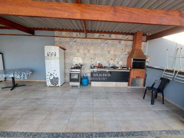 Casa à venda com 2 quartos, 110m² - Foto 5