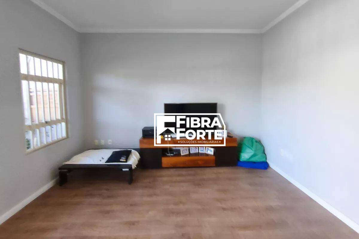 Casa, 3 quartos, 178 m² - Foto 4