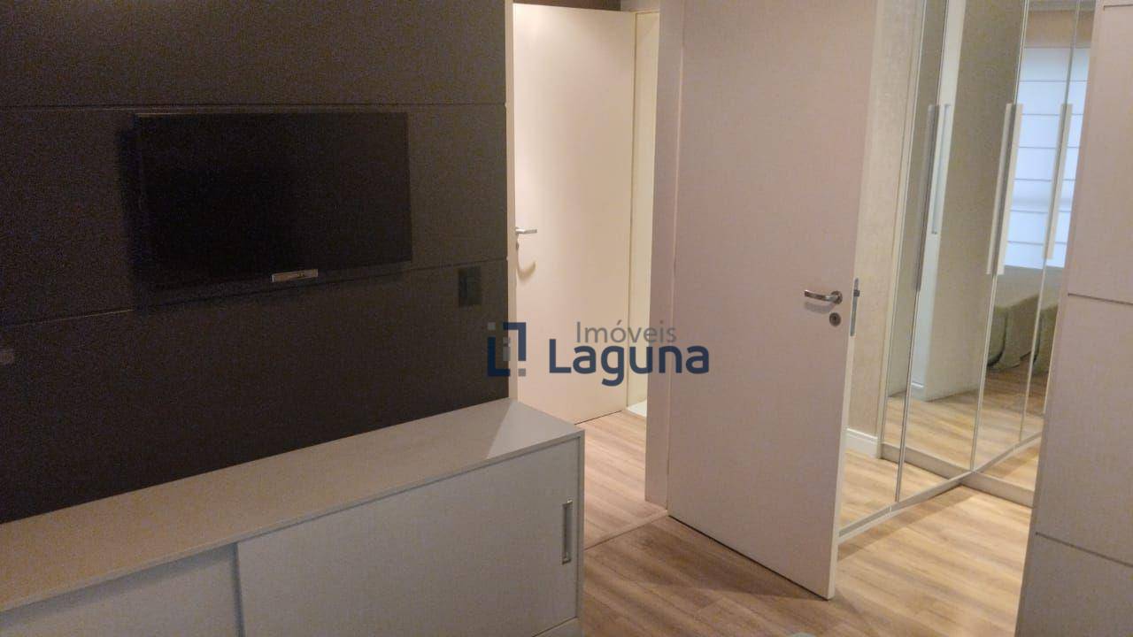 Apartamento à venda e aluguel com 4 quartos, 194m² - Foto 21