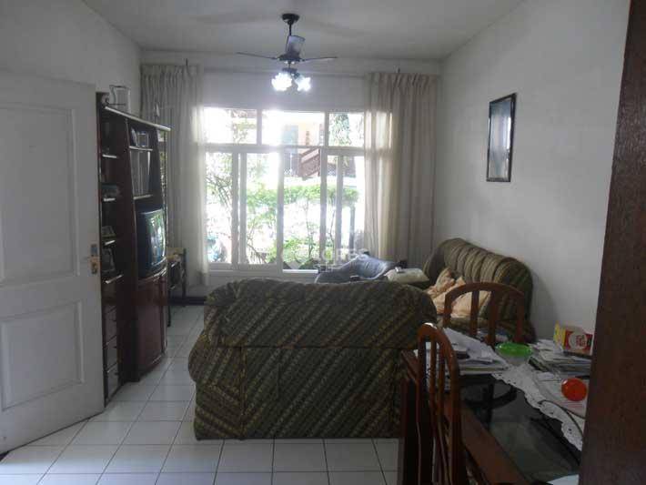 Casa de Condomínio à venda com 4 quartos, 97m² - Foto 2