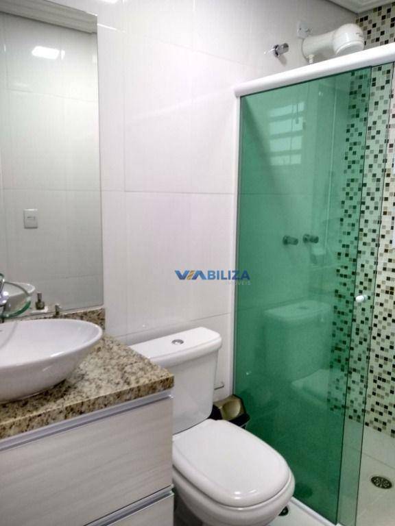 Casa à venda com 3 quartos, 226m² - Foto 6