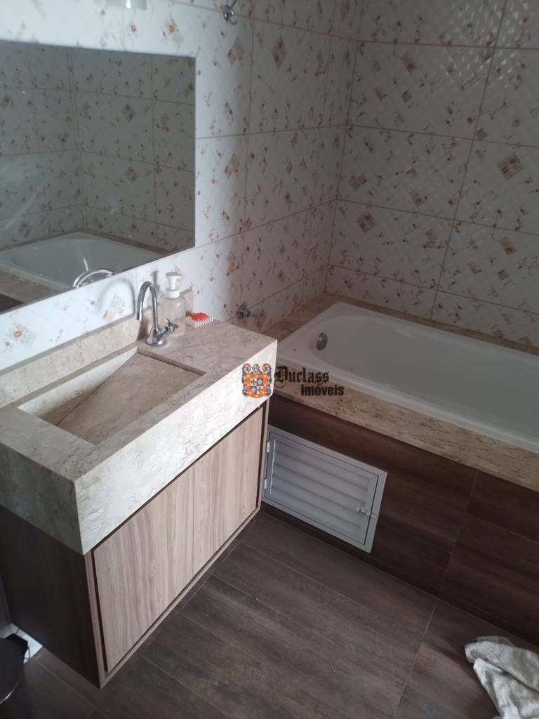 Casa à venda e aluguel com 4 quartos, 320m² - Foto 33