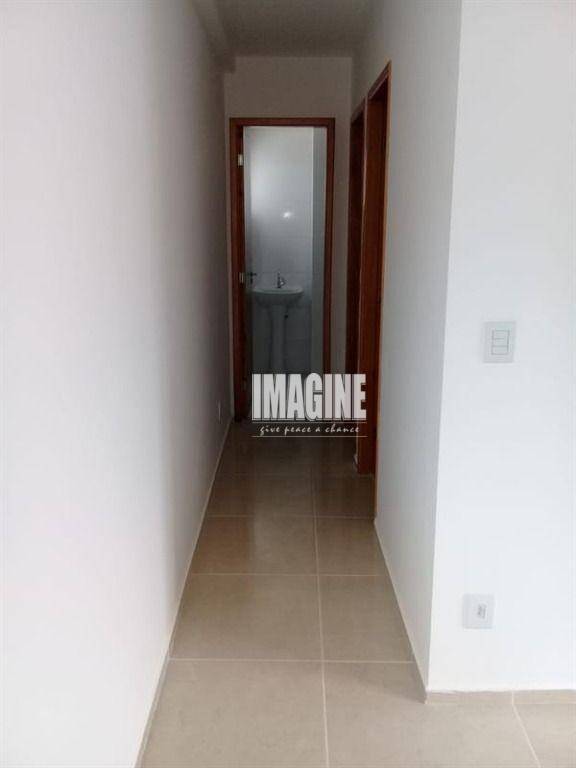 Apartamento à venda com 2 quartos, 44m² - Foto 5