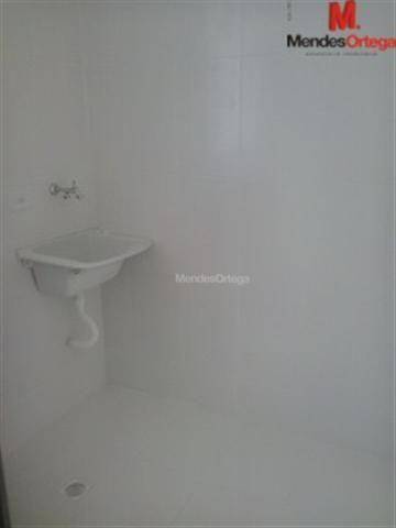 Apartamento para alugar com 2 quartos, 50m² - Foto 9