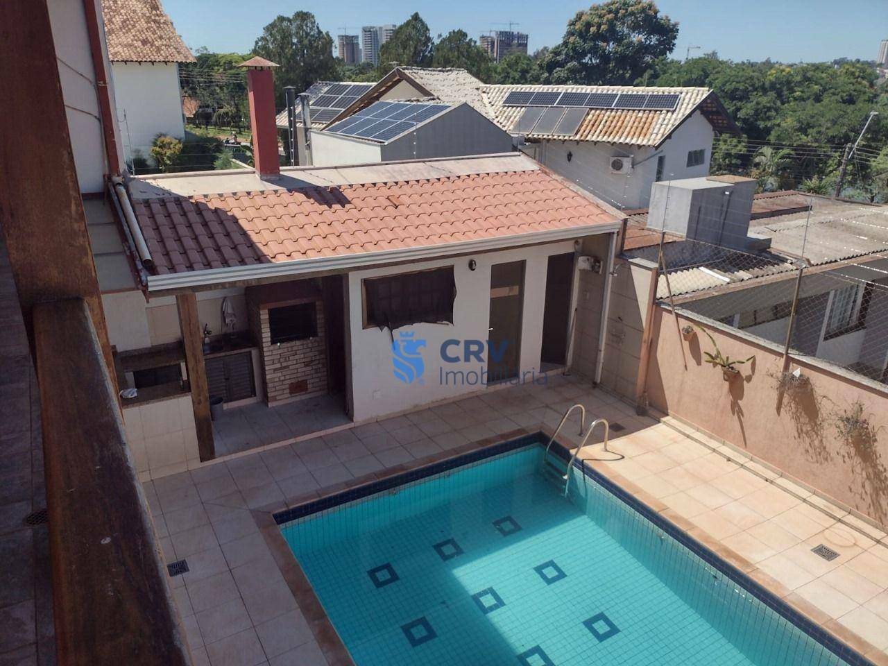 Casa à venda com 4 quartos, 385m² - Foto 2