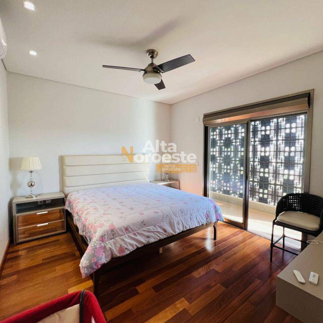 Casa à venda com 3 quartos, 265m² - Foto 9