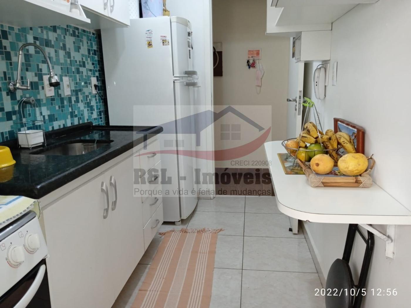 Apartamento à venda com 3 quartos, 63m² - Foto 2