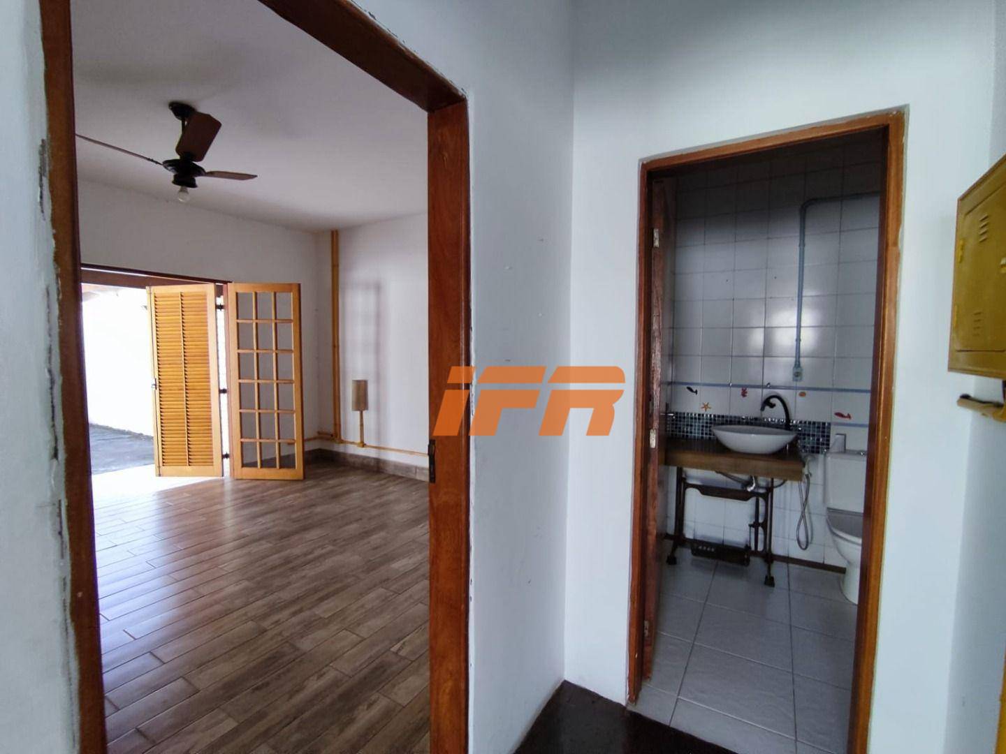 Casa de Condomínio à venda com 3 quartos, 325m² - Foto 47