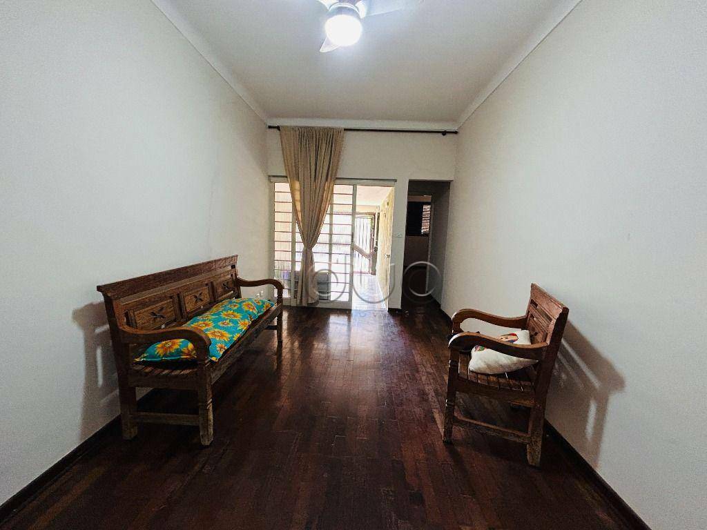 Casa à venda com 3 quartos, 164m² - Foto 3