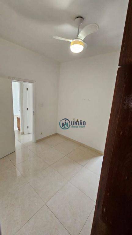 Apartamento à venda com 2 quartos, 72m² - Foto 13