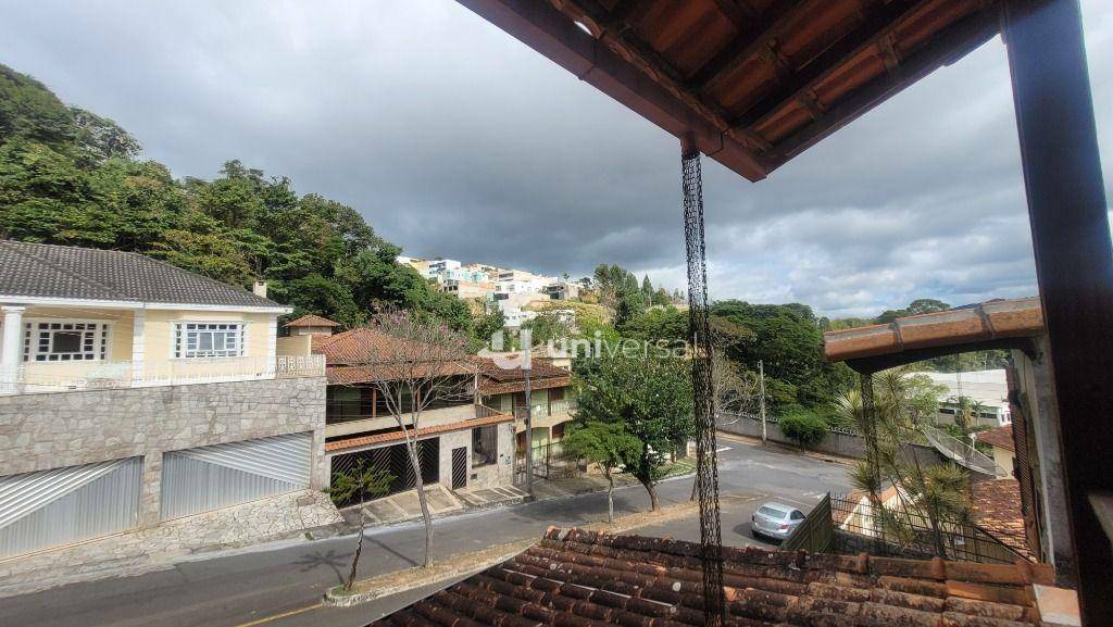 Casa de Condomínio à venda com 4 quartos, 276m² - Foto 16