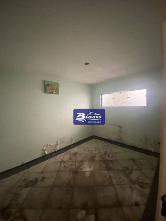 Casa à venda e aluguel com 3 quartos, 160m² - Foto 14